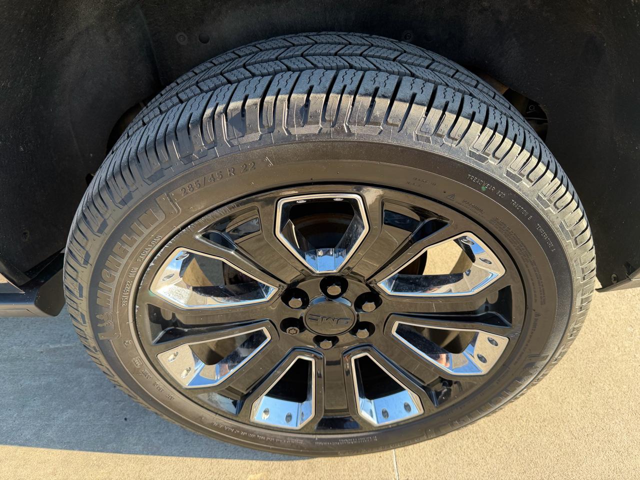 GMC Yukon 4WD 4dr Denali 2019