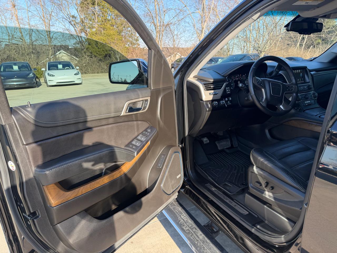 GMC Yukon 4WD 4dr Denali 2019