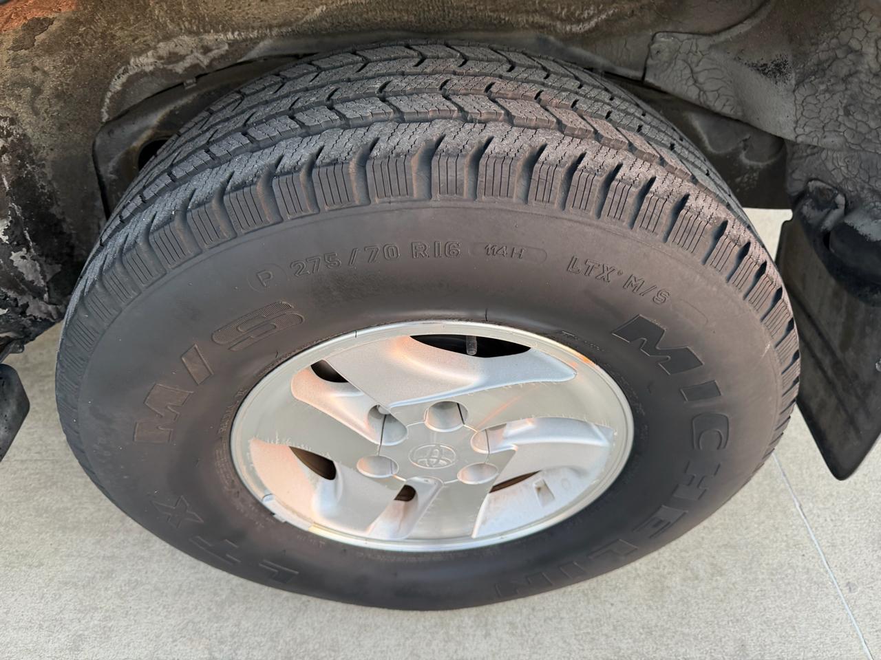 Toyota Sequoia 4dr Limited (Natl) 2002