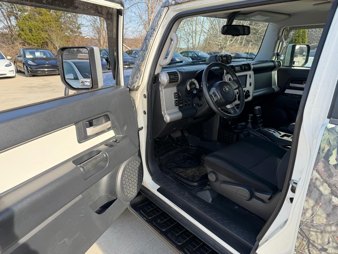 Toyota FJ Cruiser  2010