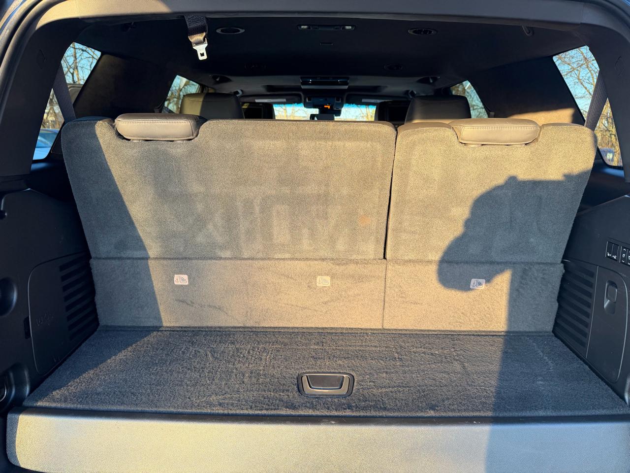 Cadillac Escalade 4WD 4dr Platinum 2019