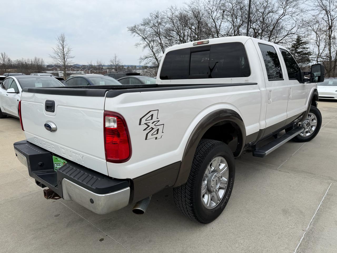 Ford Super Duty F-250 SRW 4WD Crew Cab 156" Lariat 2016