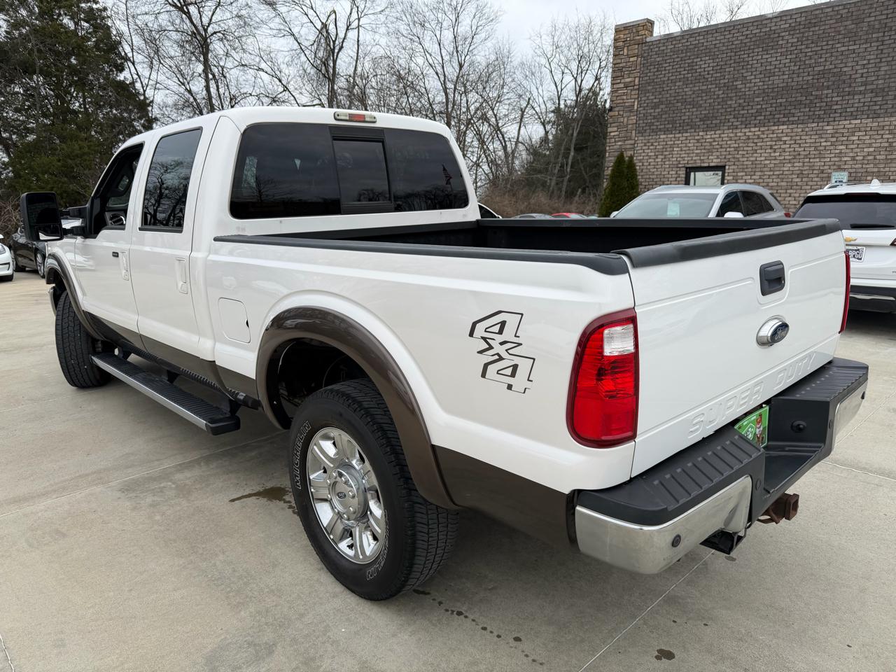 Ford Super Duty F-250 SRW 4WD Crew Cab 156" Lariat 2016