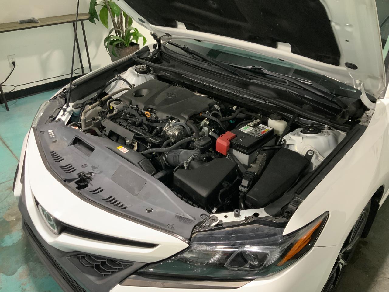 Toyota Camry SE Auto (Natl) 2022