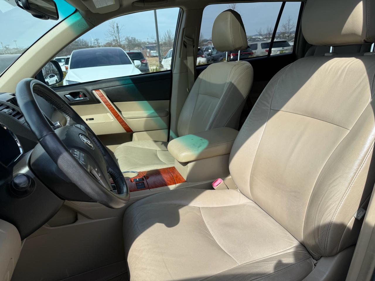 Toyota Highlander  2010