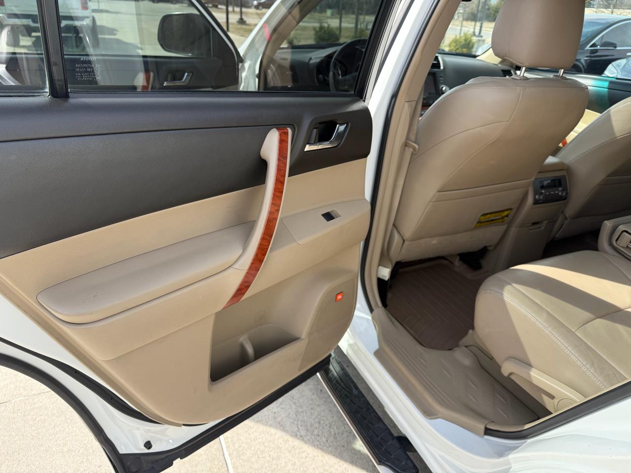 Toyota Highlander  2010