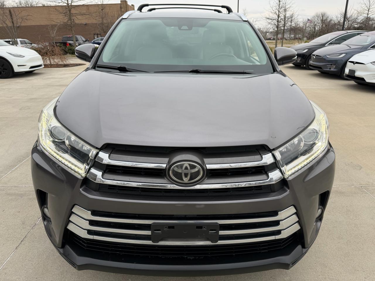 Toyota Highlander  2018