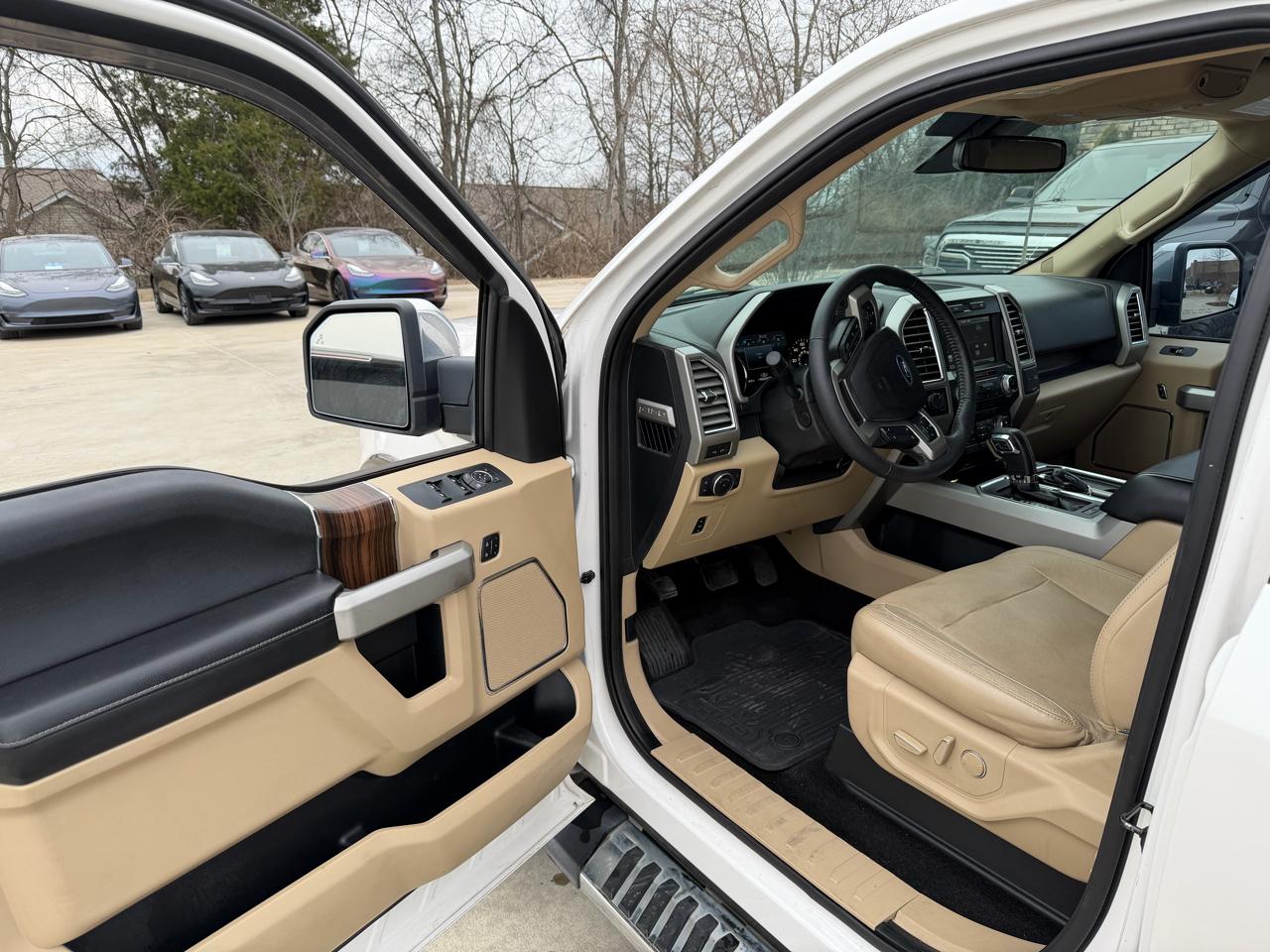 Ford F-150 2WD SuperCrew 157" Lariat 2015