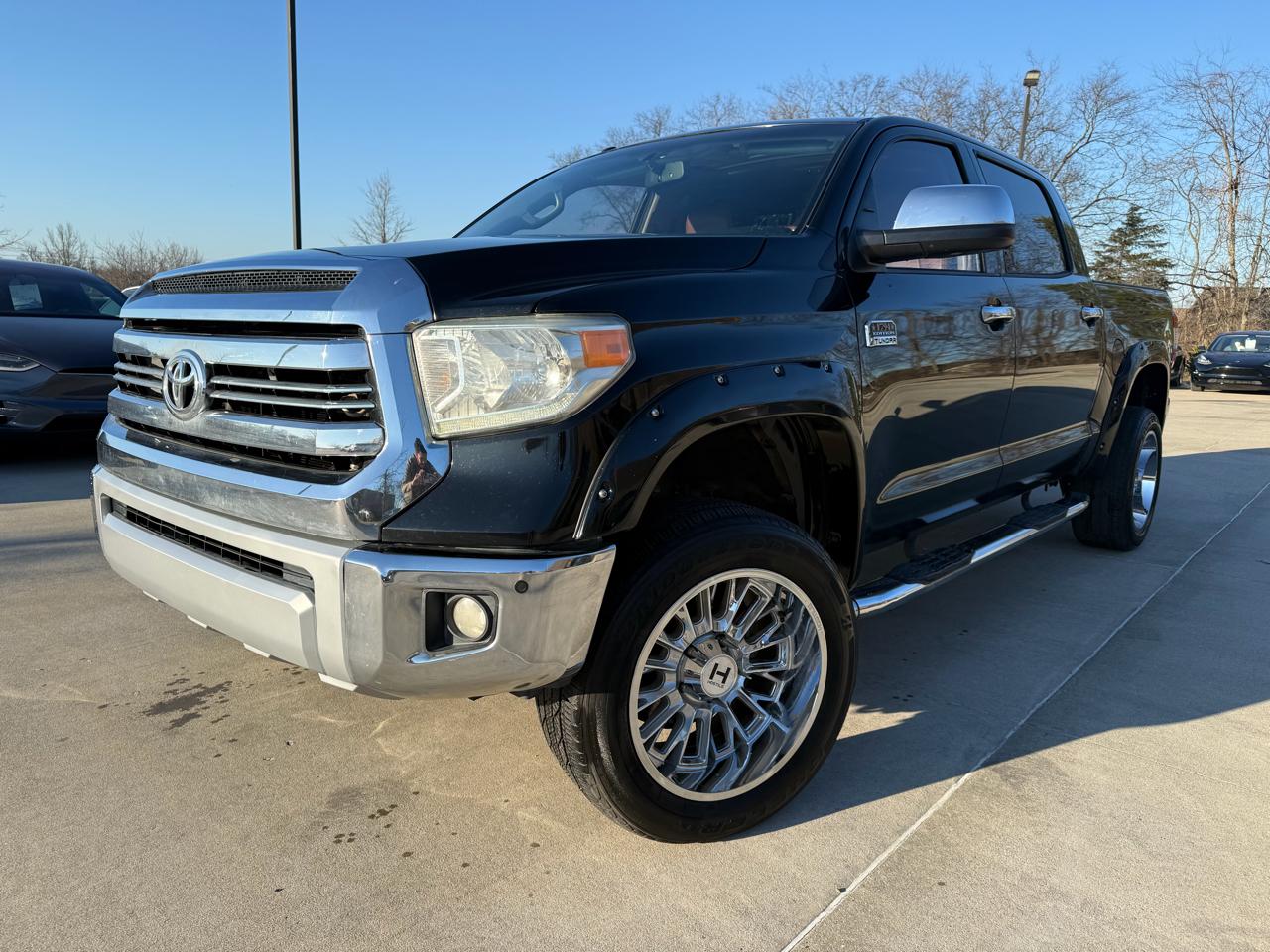 Toyota Tundra 2WD Truck  2015