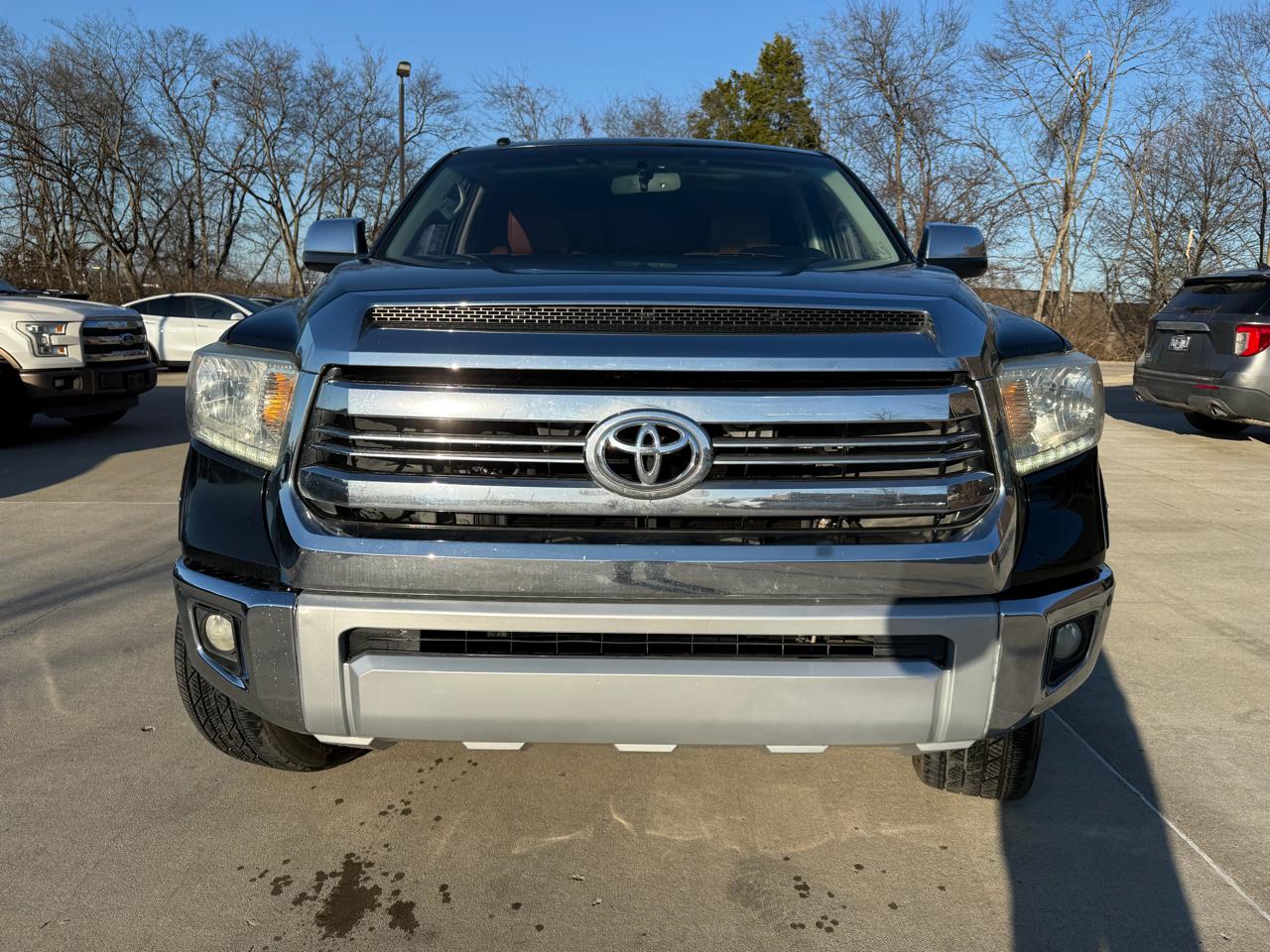 Toyota Tundra 2WD Truck  2015