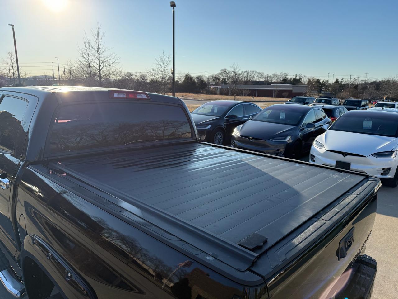 Toyota Tundra 2WD Truck  2015