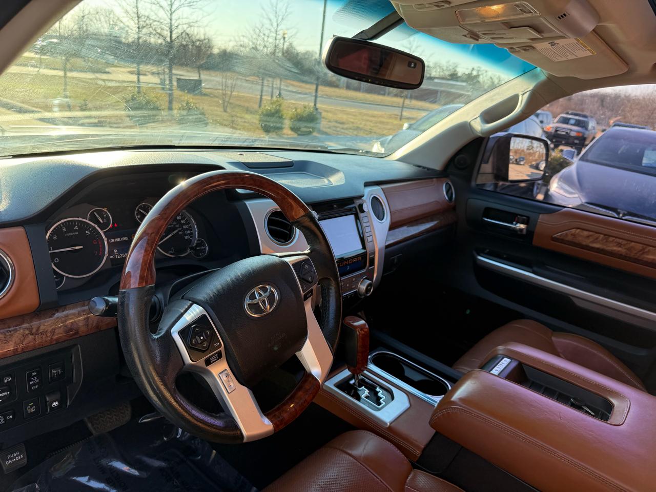 Toyota Tundra 2WD Truck  2015