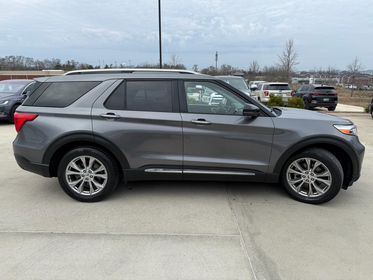 Ford Explorer Limited RWD 2021