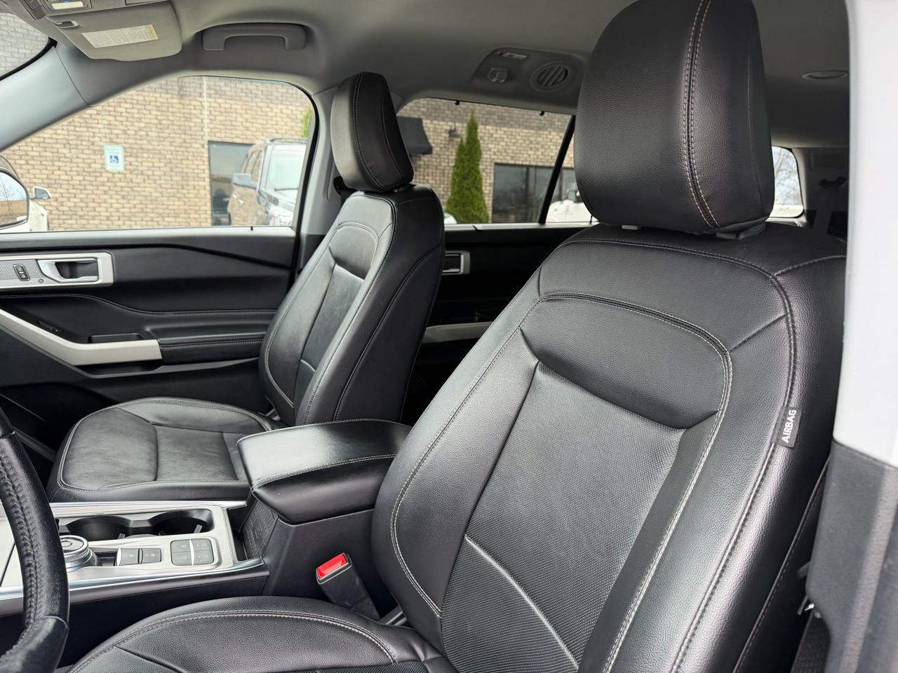 Ford Explorer Limited RWD 2021