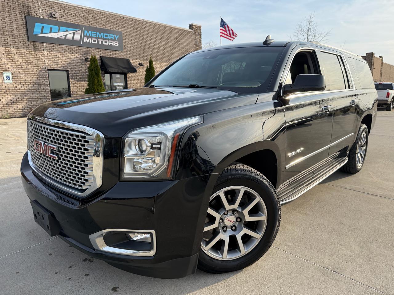 GMC Yukon XL 4WD 4dr Denali 2017