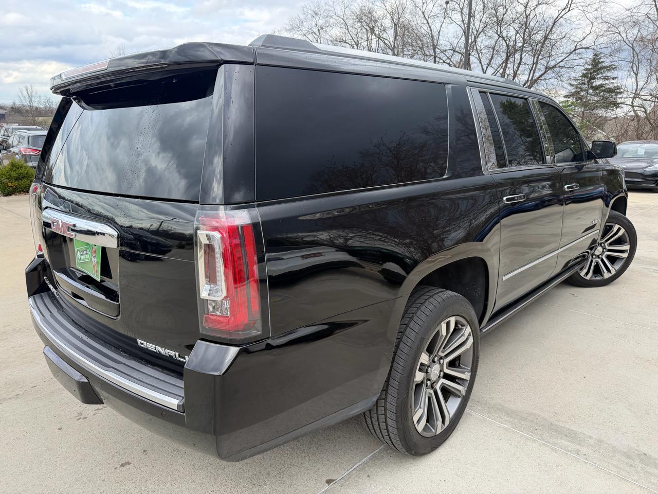 GMC Yukon XL 2WD 4dr Denali 2017