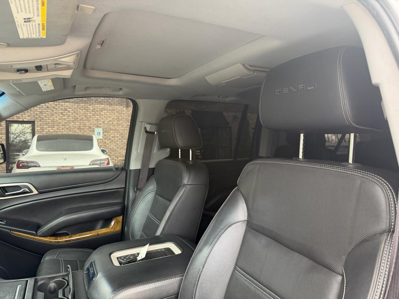 GMC Yukon XL 2WD 4dr Denali 2017