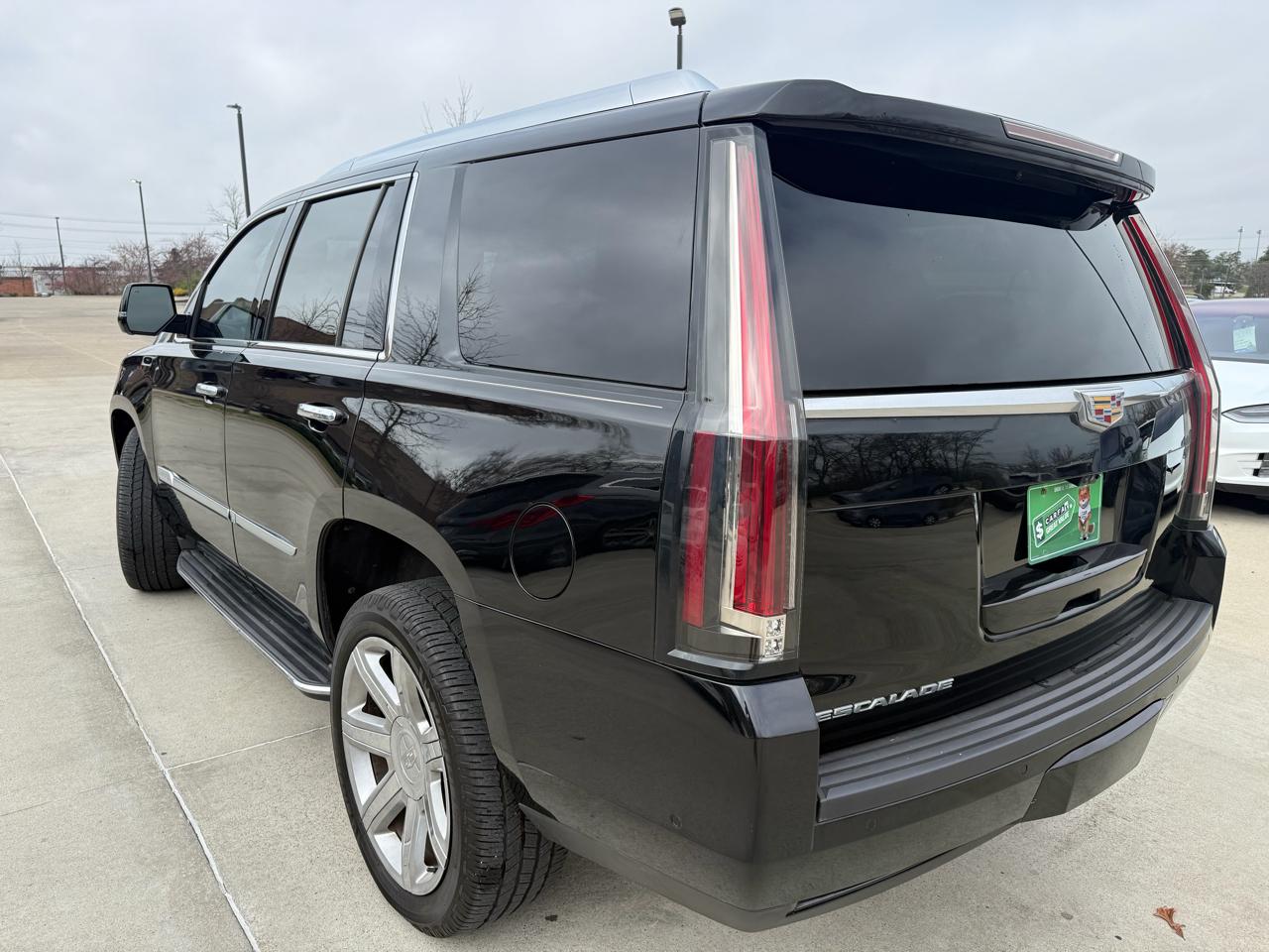 Cadillac Escalade 2WD 4dr Luxury 2018