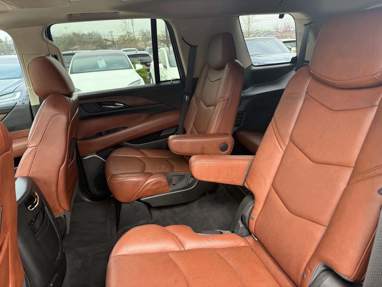 Cadillac Escalade 2WD 4dr Luxury 2018