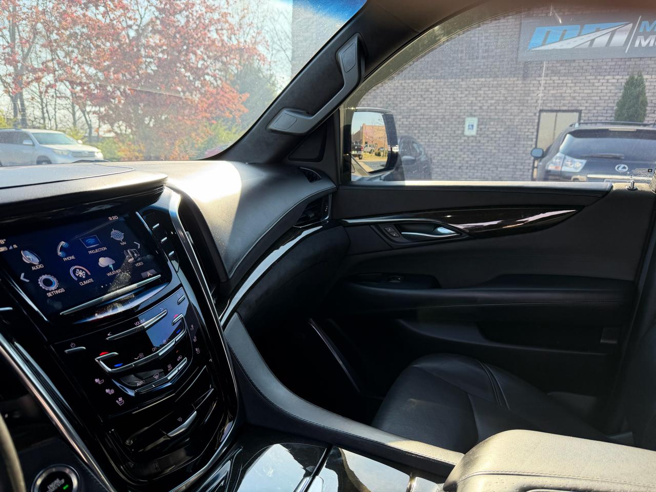 Cadillac Escalade 2WD 4dr Platinum 2017