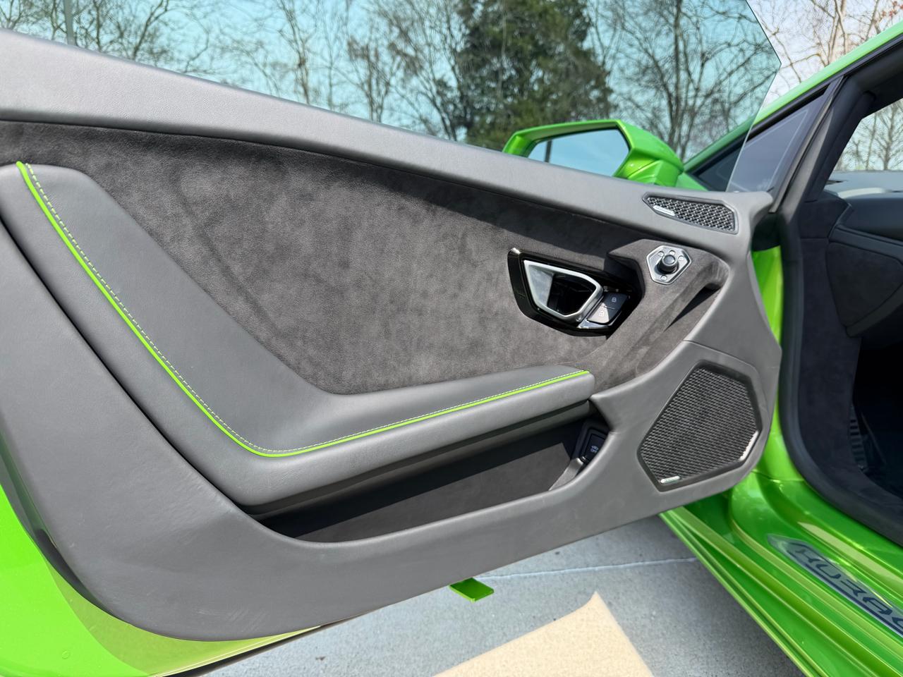 Lamborghini Huracan Tecnica Coupe 2023