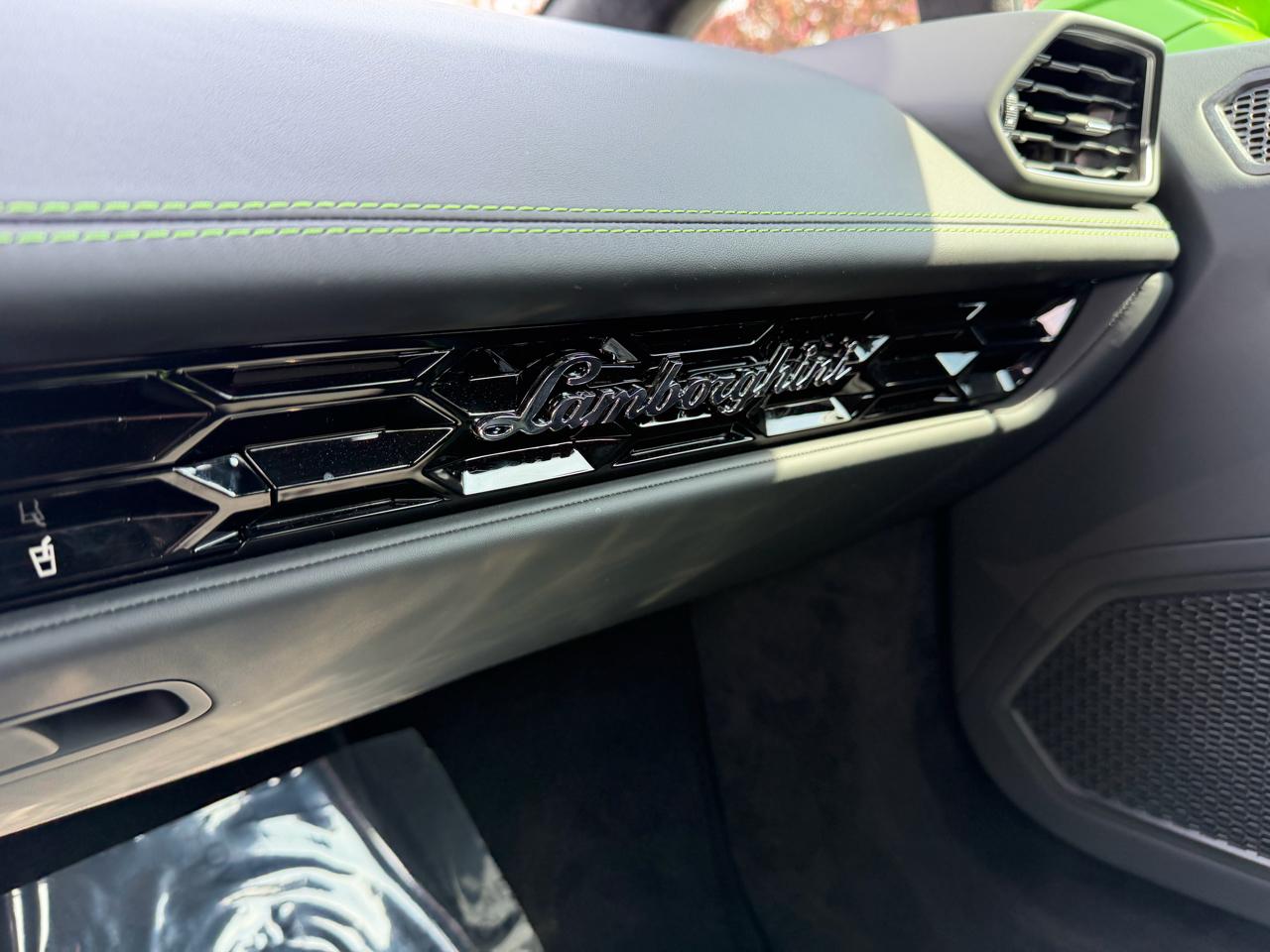 Lamborghini Huracan Tecnica Coupe 2023