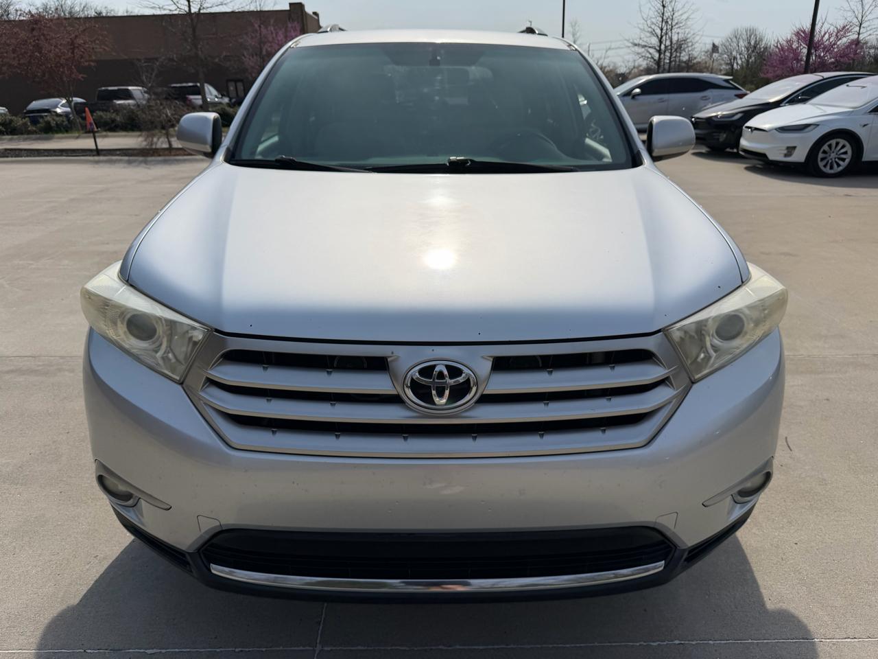 Toyota Highlander  2011