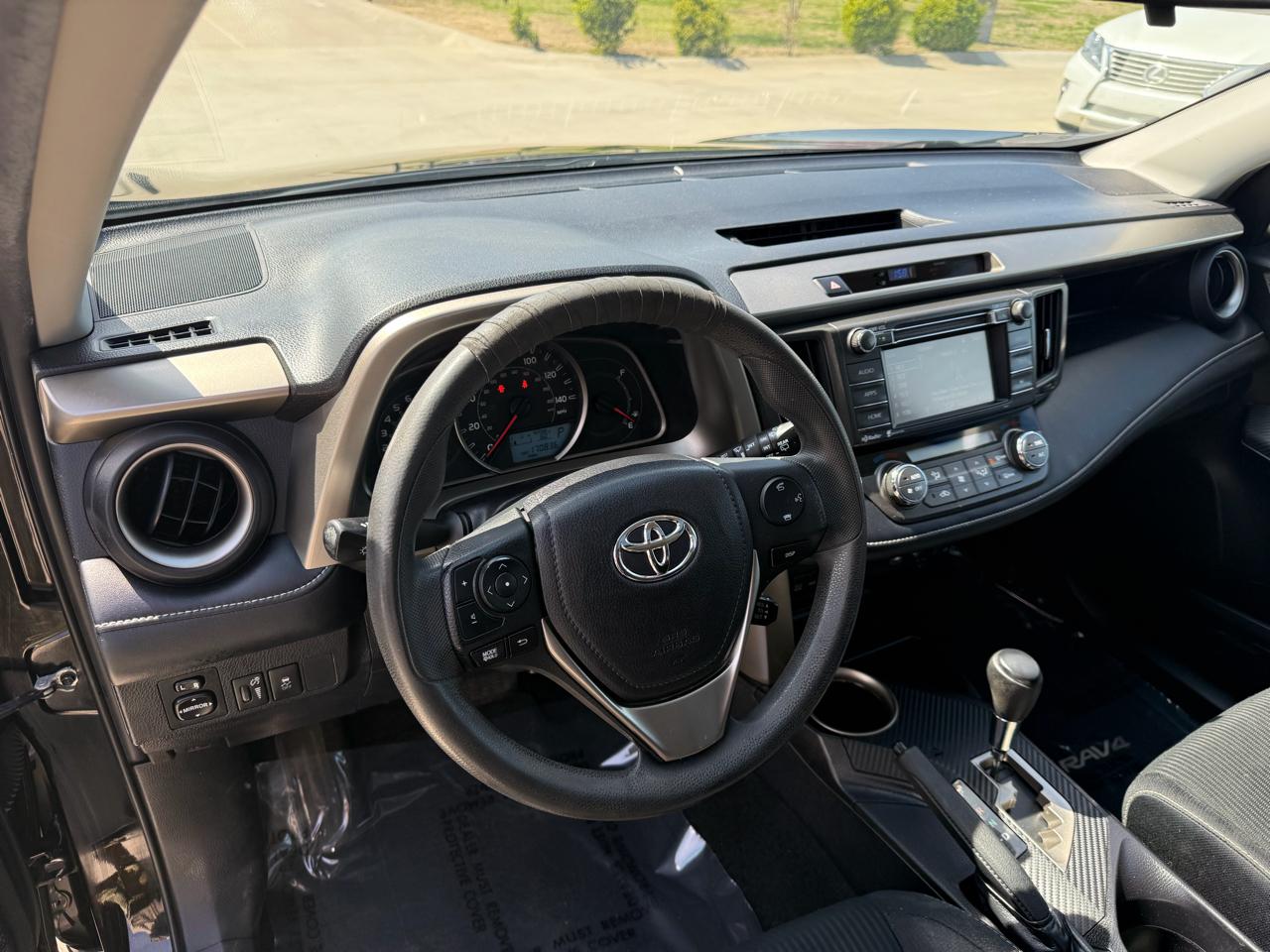 Toyota RAV4  2015