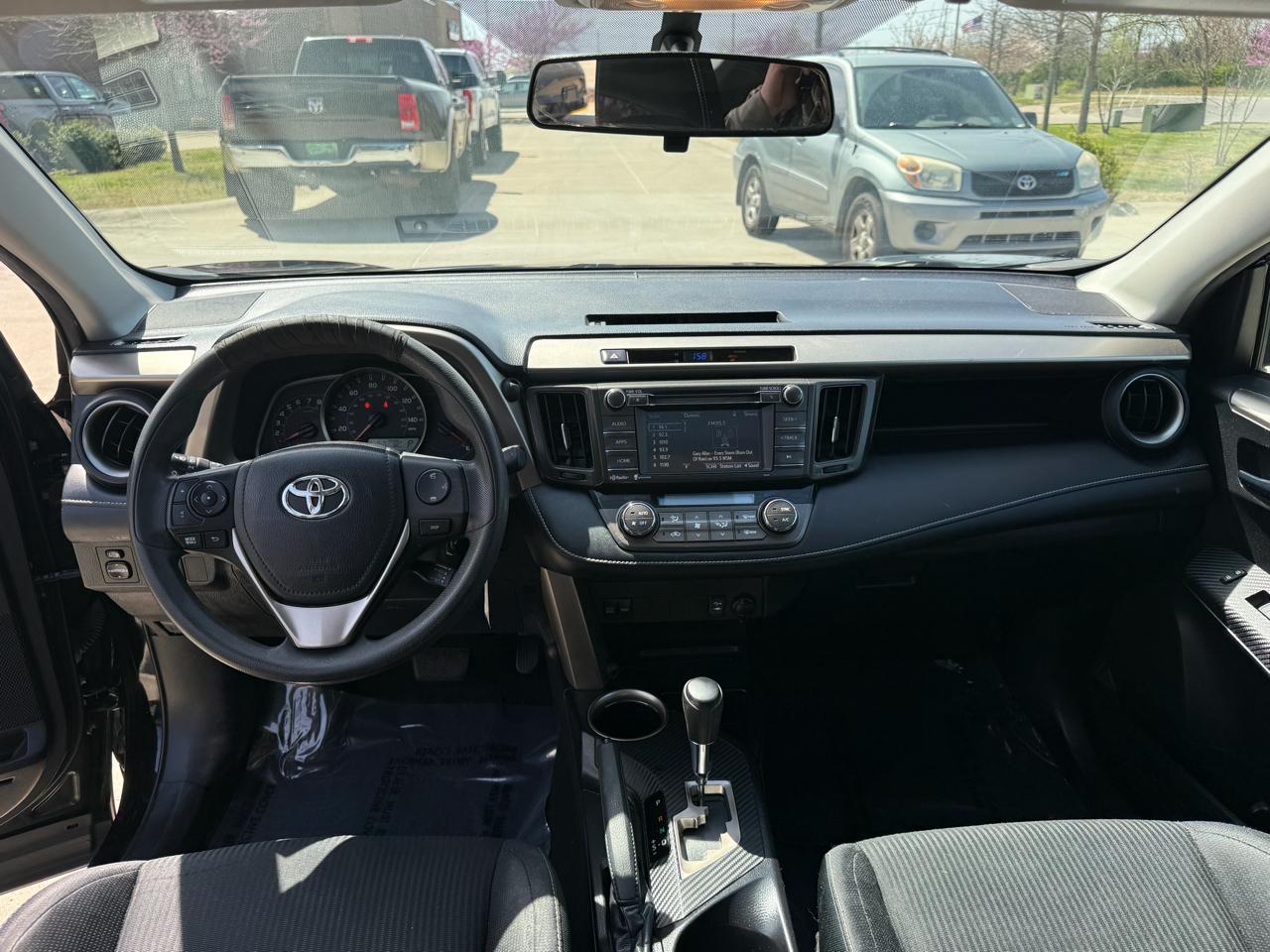 Toyota RAV4  2015