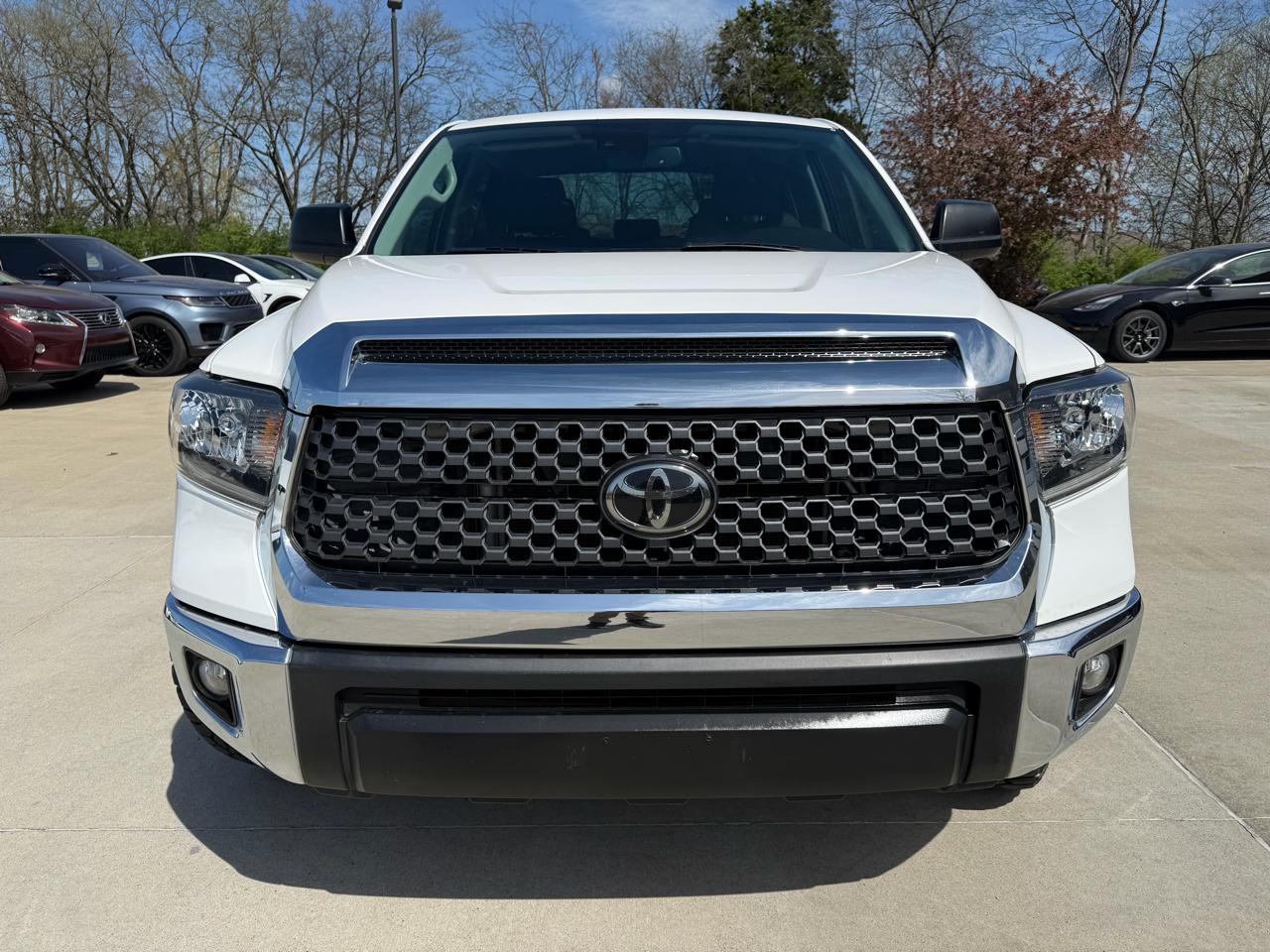 Toyota Tundra 2WD  2021
