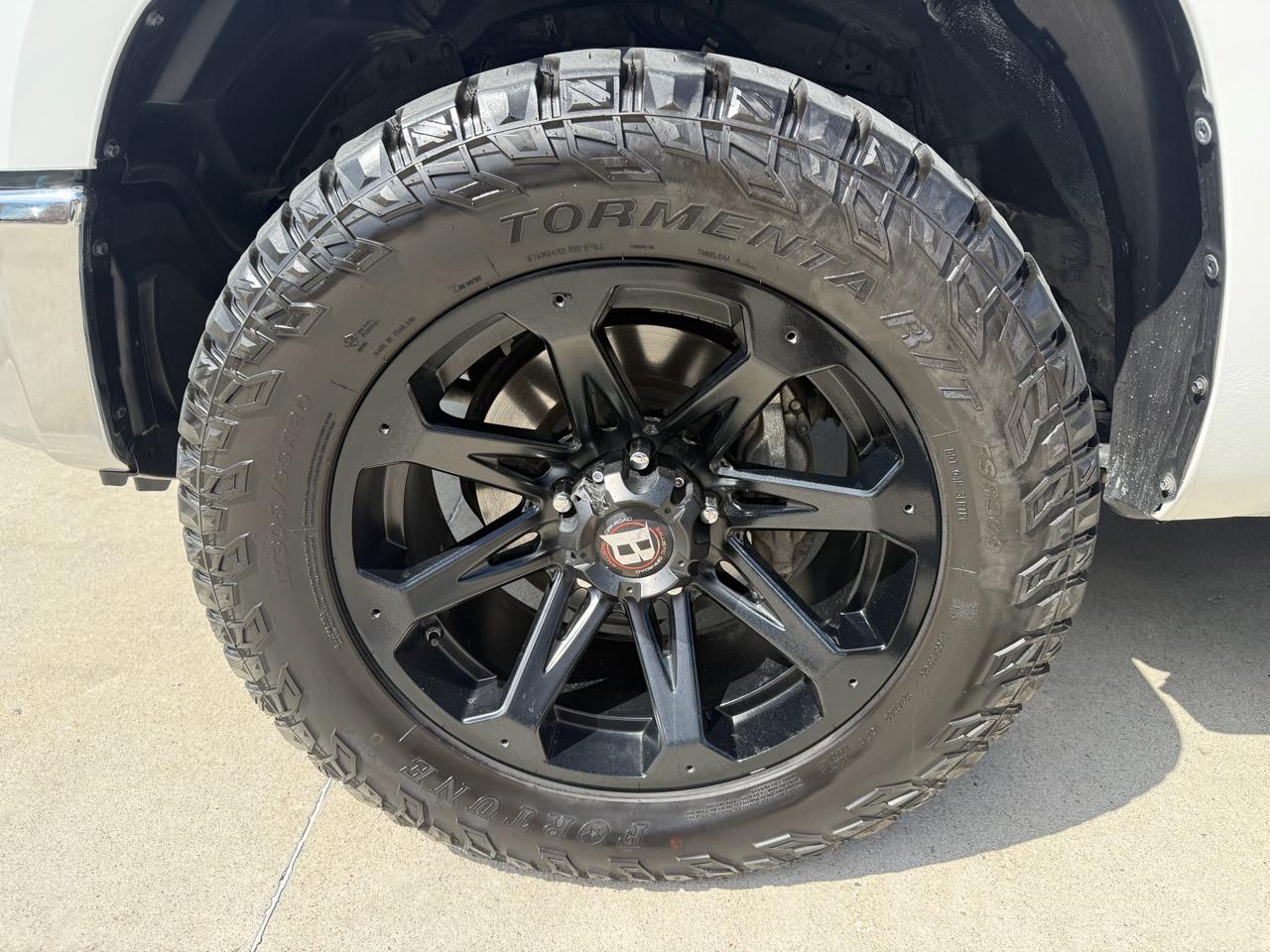 Toyota Tundra 2WD  2021