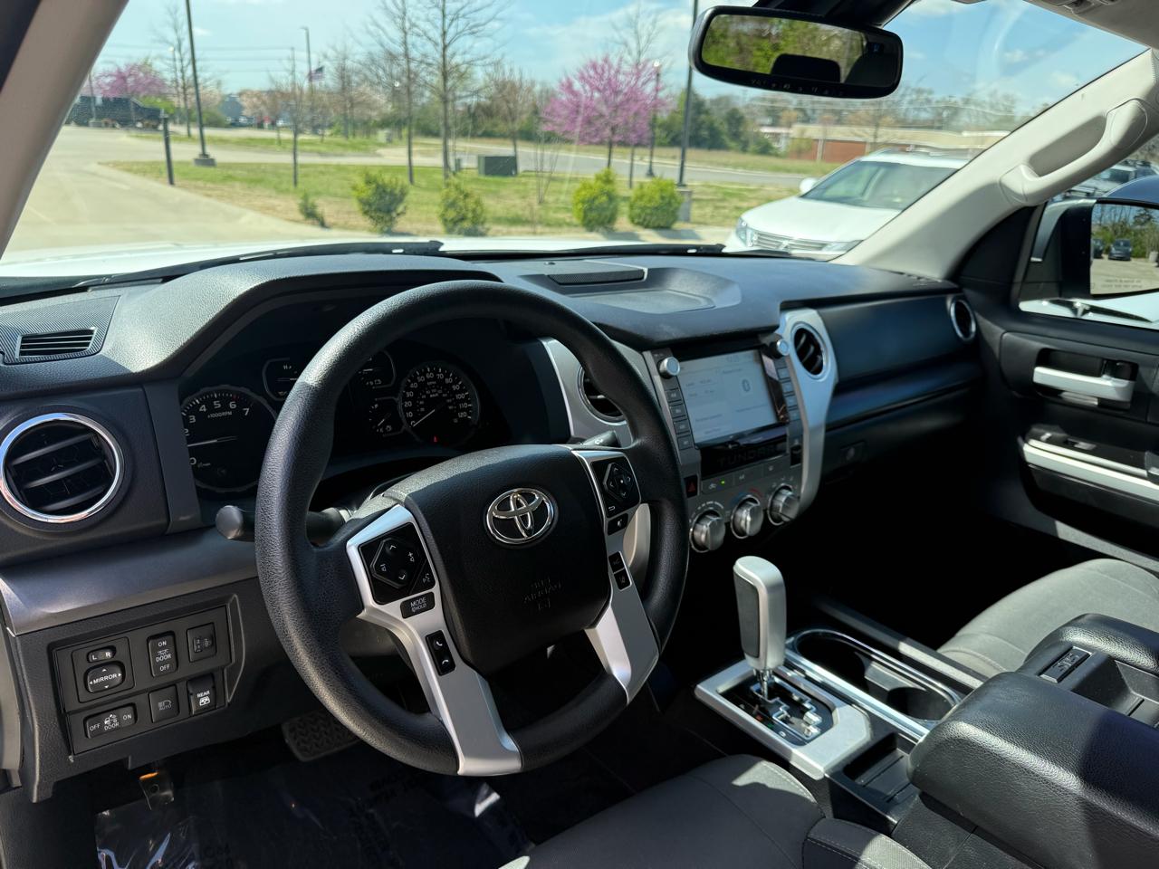 Toyota Tundra 2WD  2021