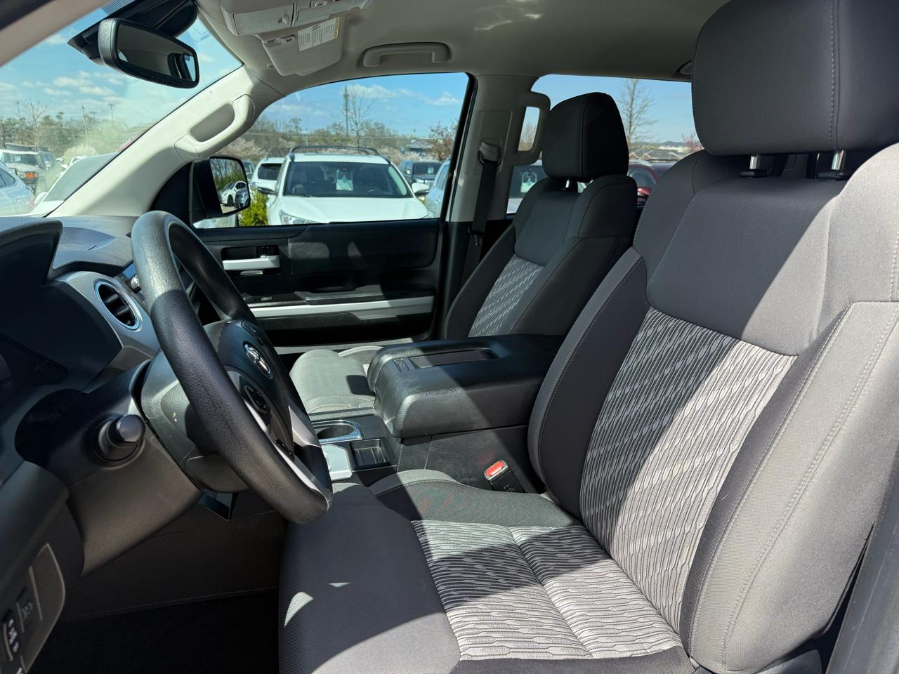 Toyota Tundra 2WD  2021