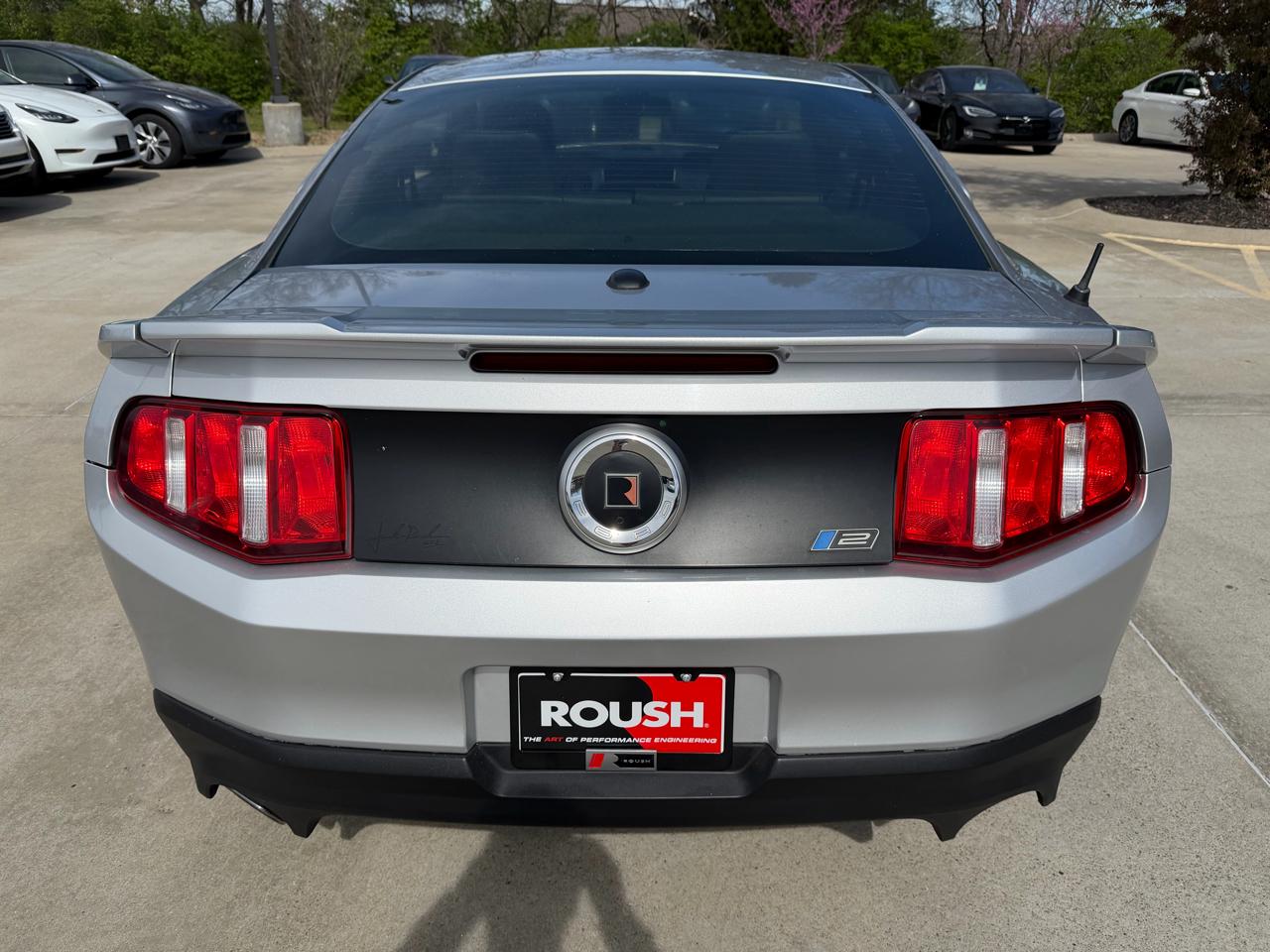 Ford Mustang  2012