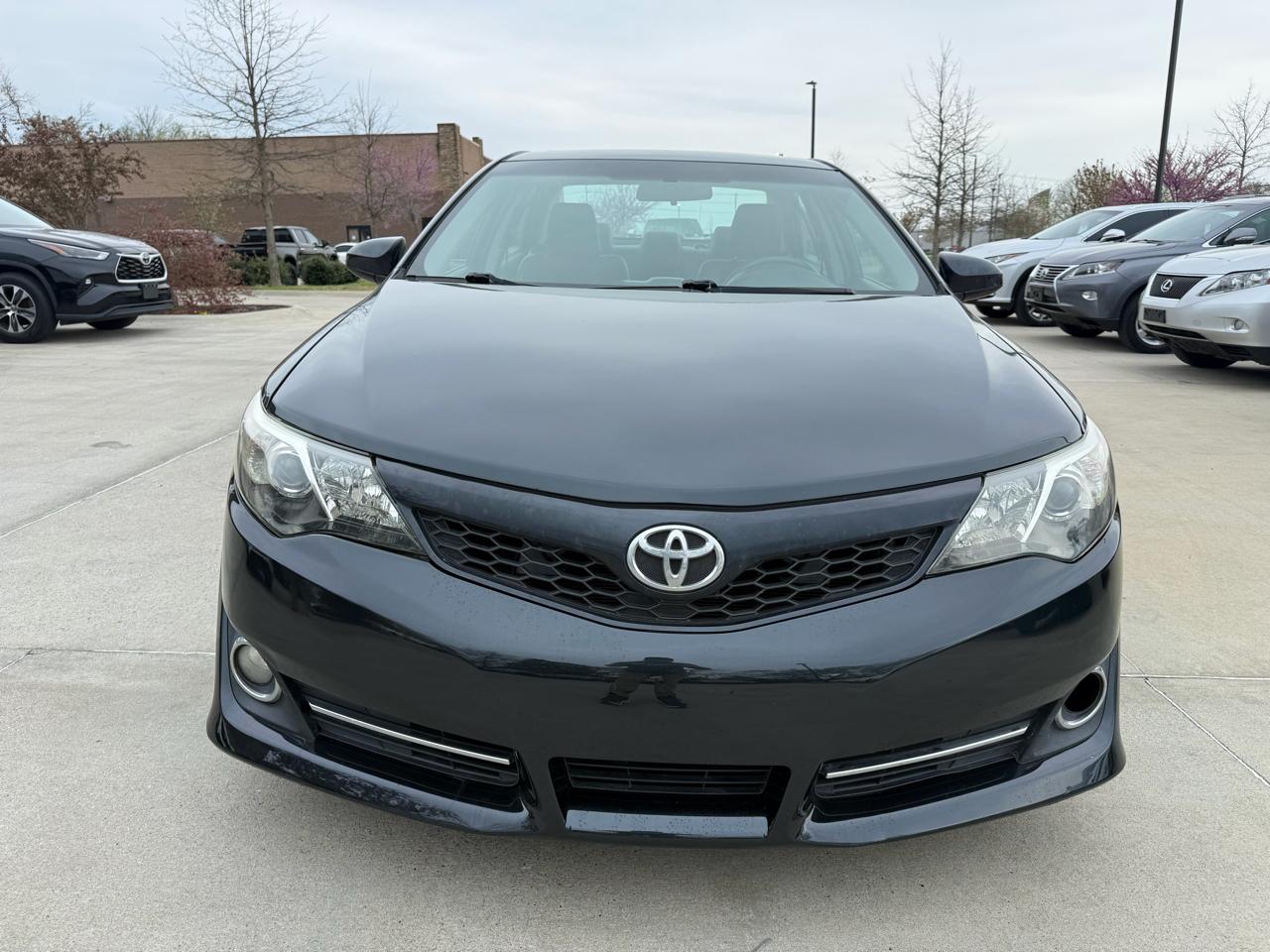 Toyota Camry  2012
