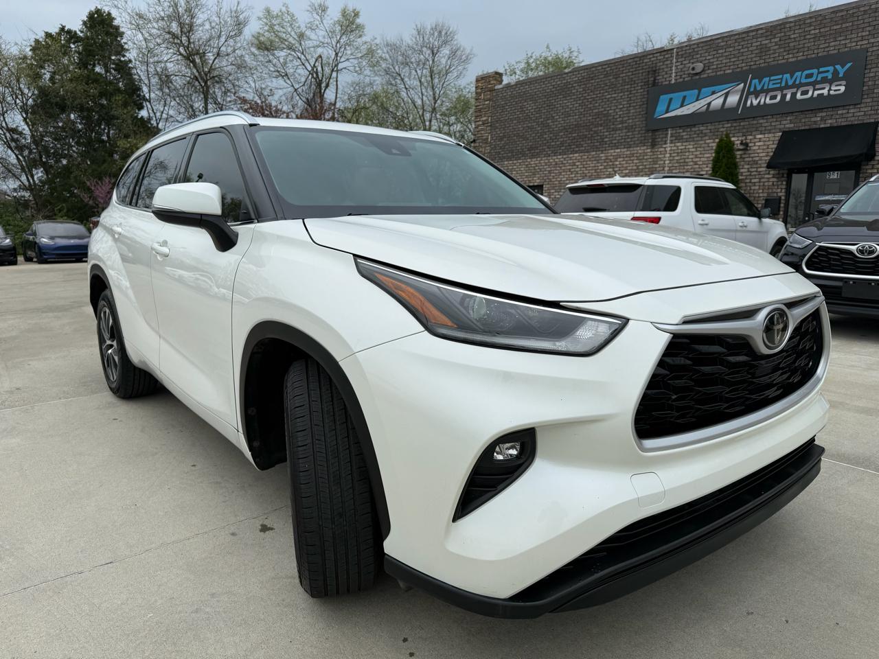 Toyota Highlander  2021