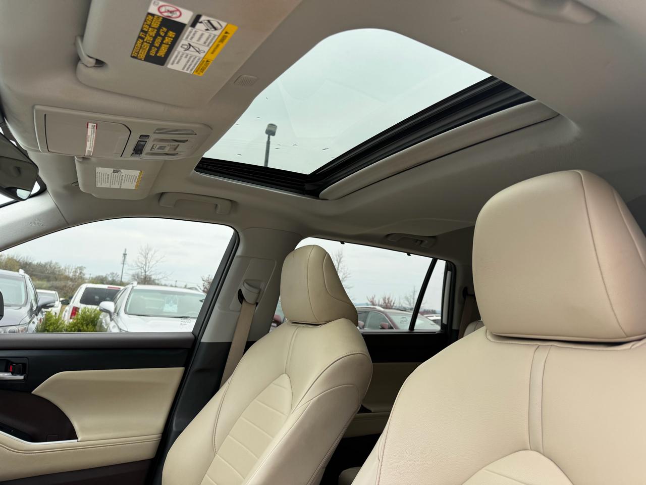 Toyota Highlander  2021