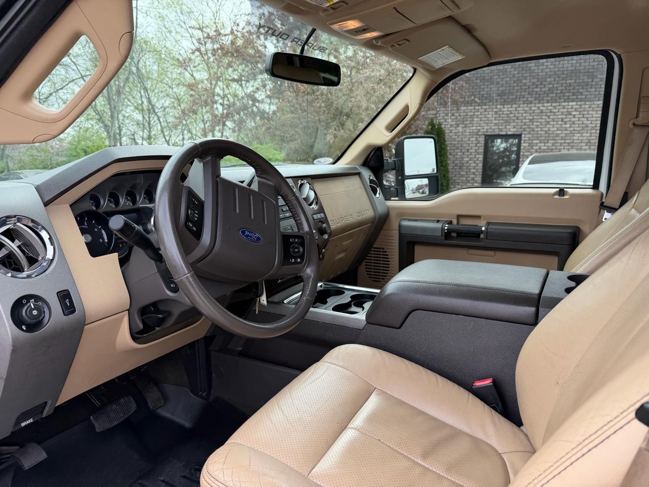 Ford Super Duty F-250 SRW 4WD Crew Cab 156" Lariat 2012