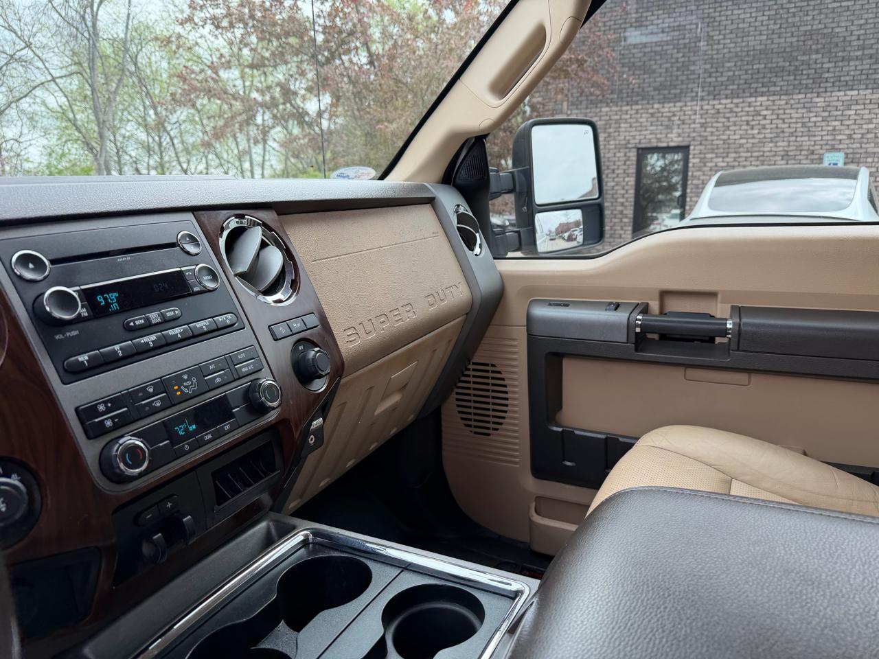 Ford Super Duty F-250 SRW 4WD Crew Cab 156" Lariat 2012