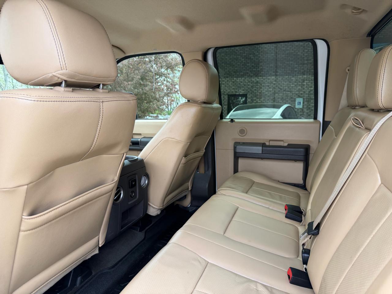 Ford Super Duty F-250 SRW 4WD Crew Cab 156" Lariat 2012