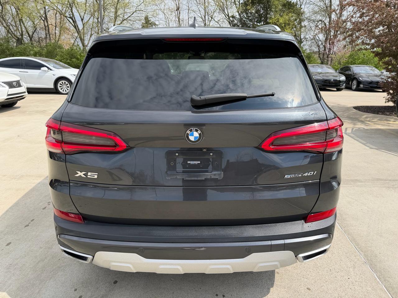 BMW X5 sDrive40i Sports Activity Vehicle 2020