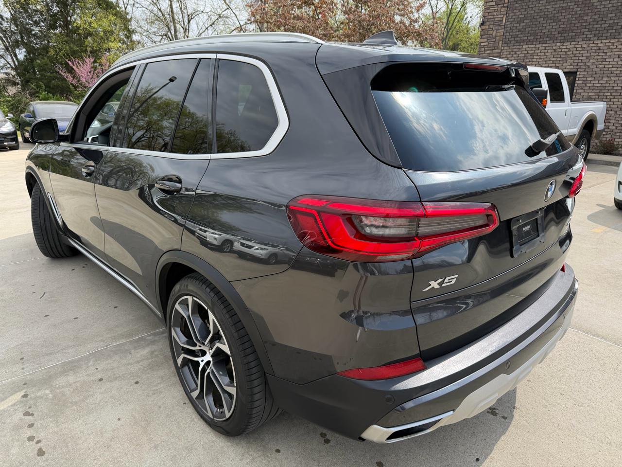 BMW X5 sDrive40i Sports Activity Vehicle 2020