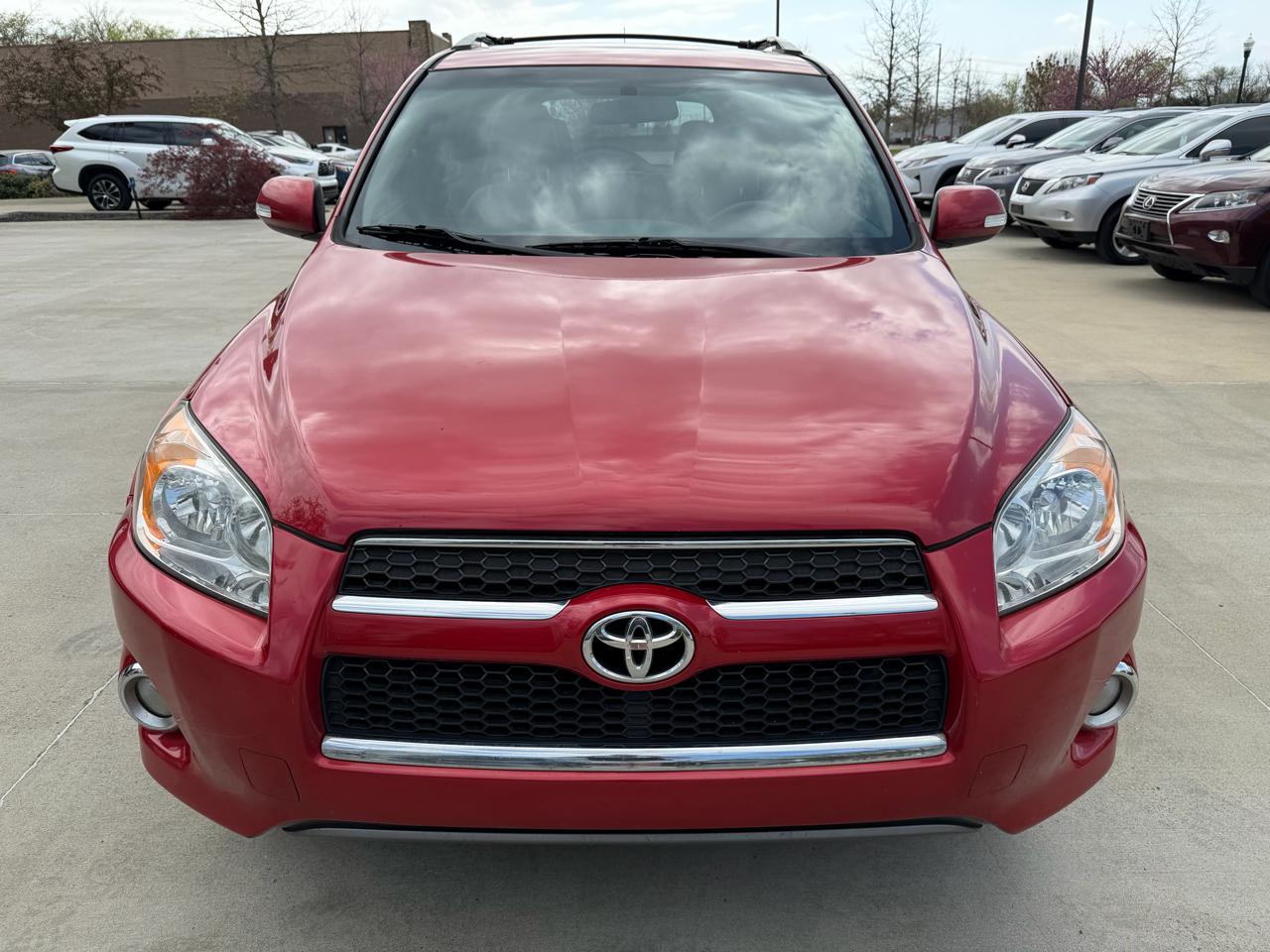 Toyota RAV4  2011
