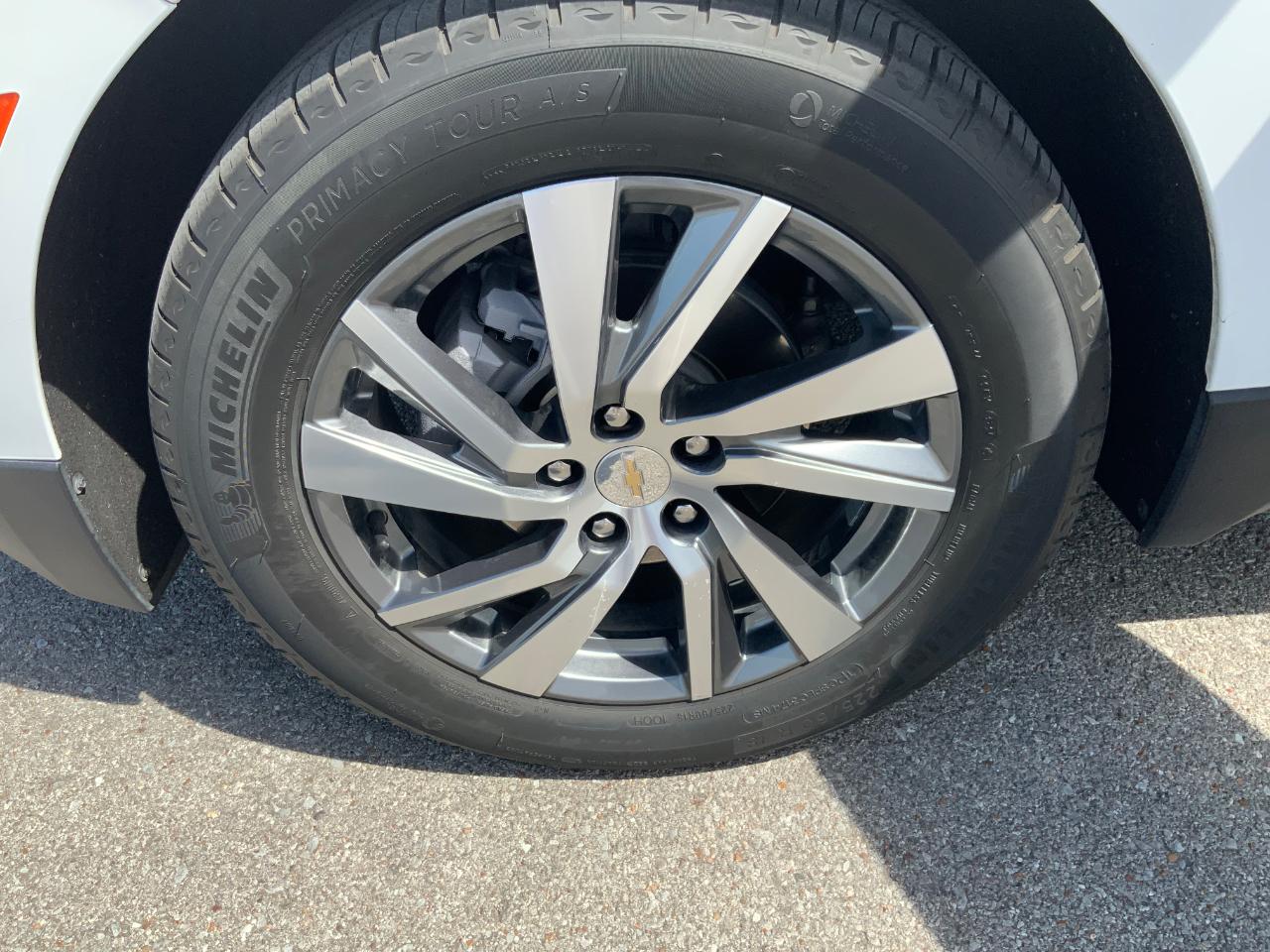 Chevrolet Equinox FWD 4dr Premier 2024