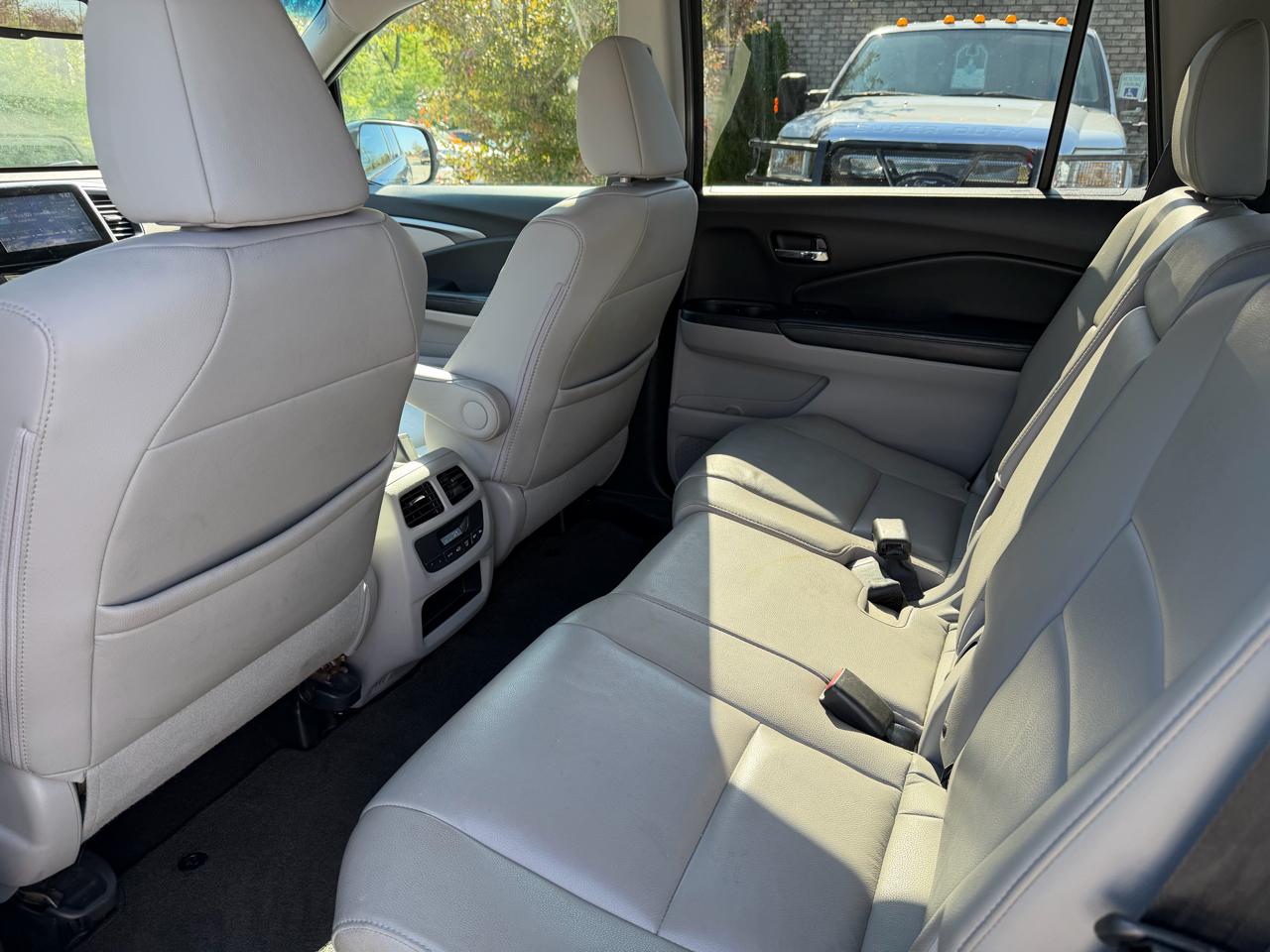 Honda Pilot 2WD 4dr EX-L 2016