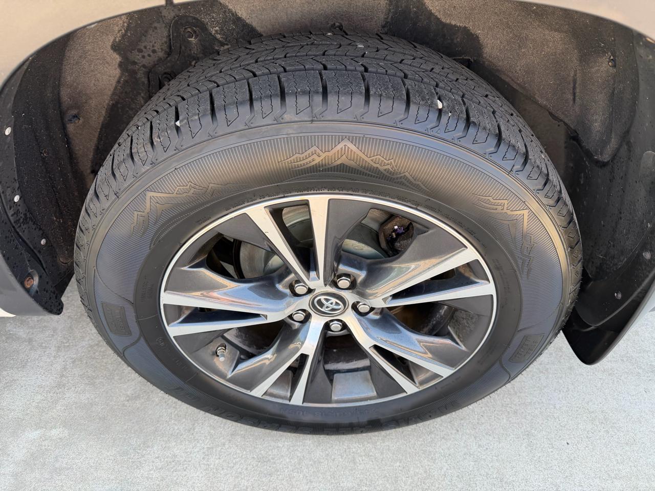 Toyota Highlander  2018