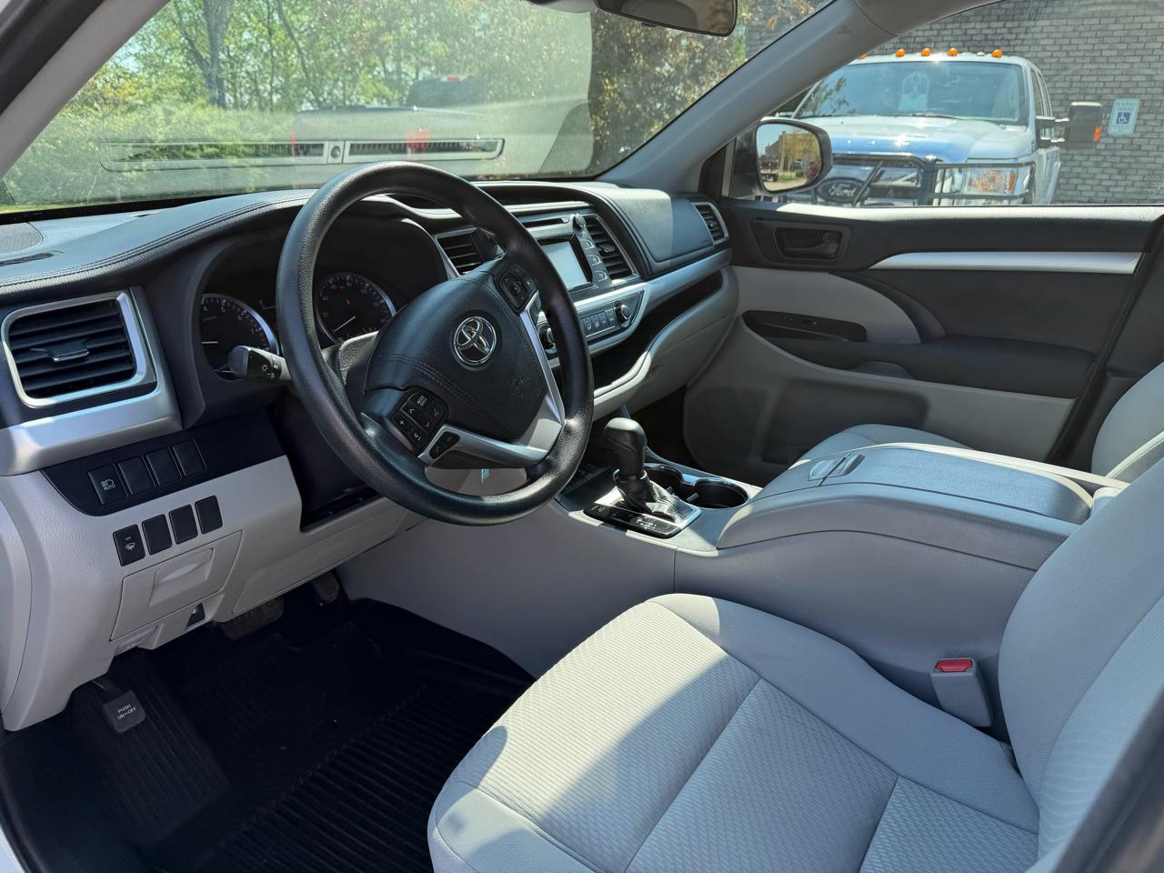 Toyota Highlander  2018