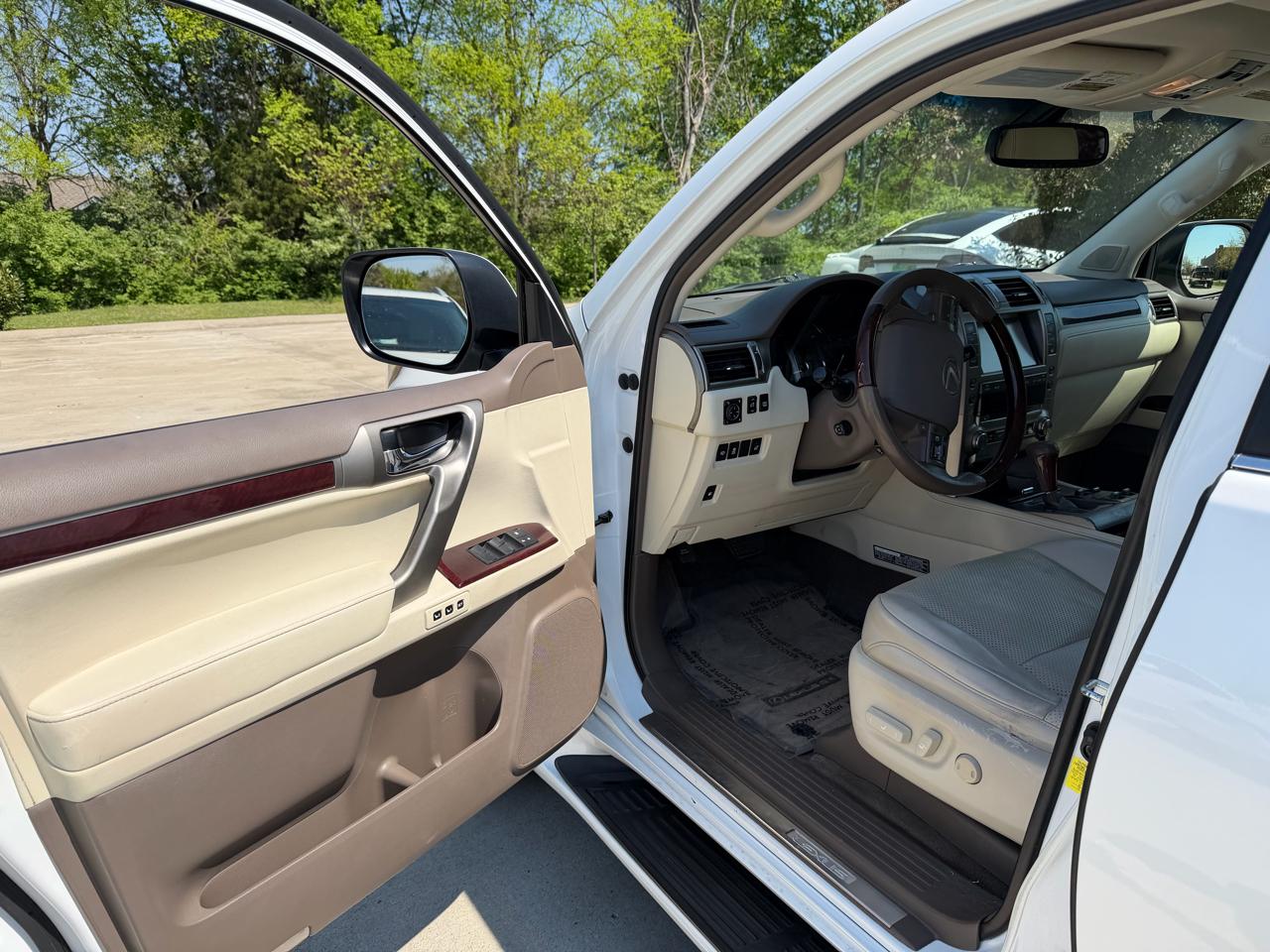 Lexus GX 460 4WD 4dr Luxury 2014