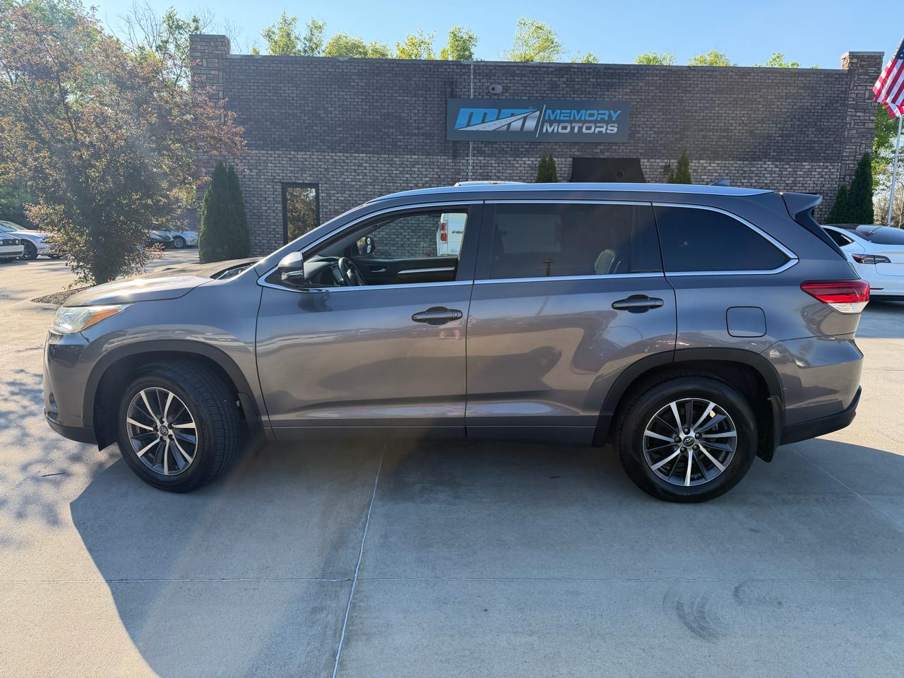 Toyota Highlander  2017