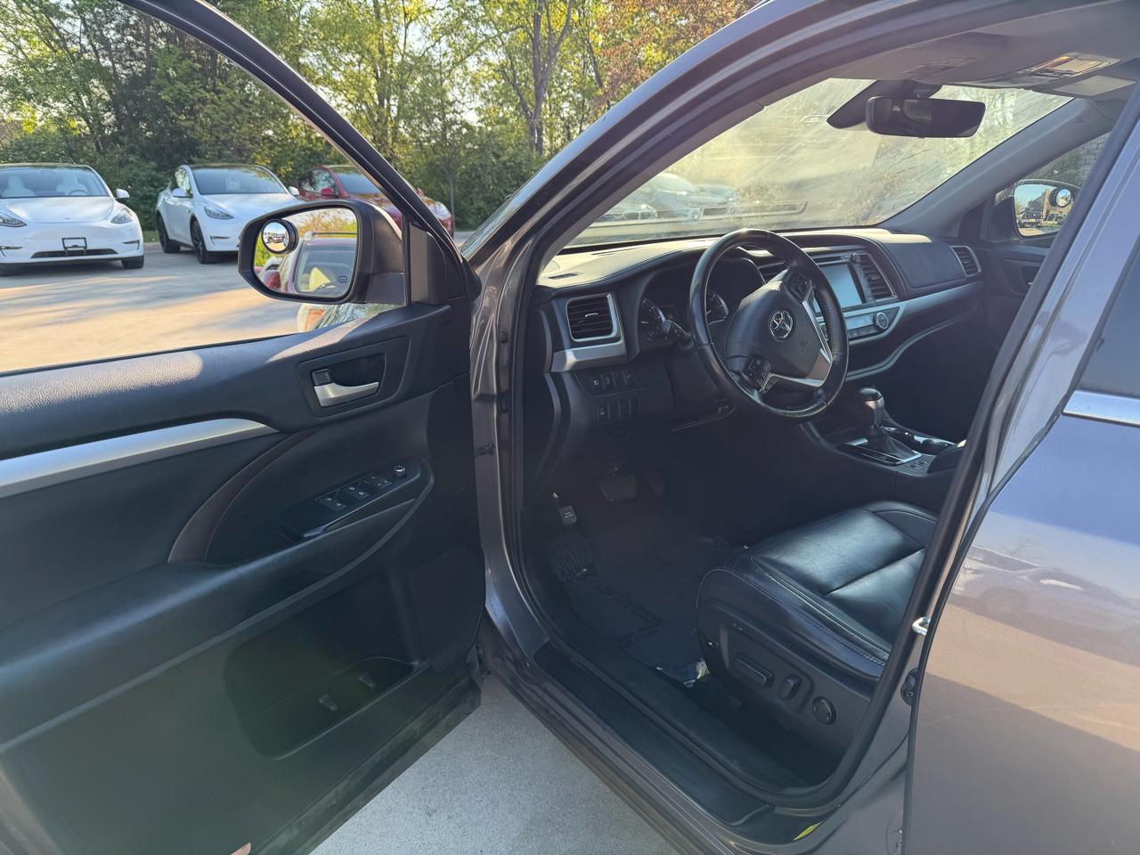 Toyota Highlander  2017